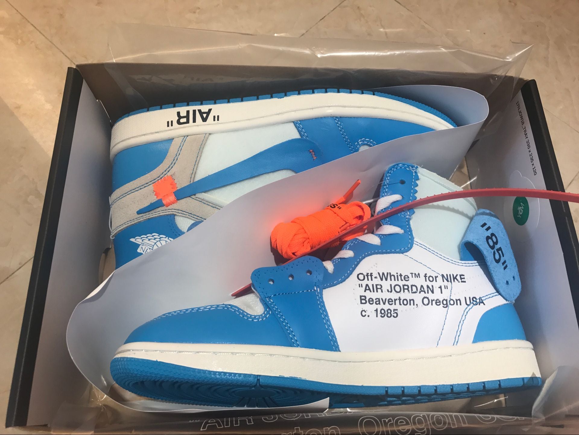 $65 DHGATE Jordan 1 Off White  White  vs Unc Blue Off White, unboxing,  Review, UV and on foot 